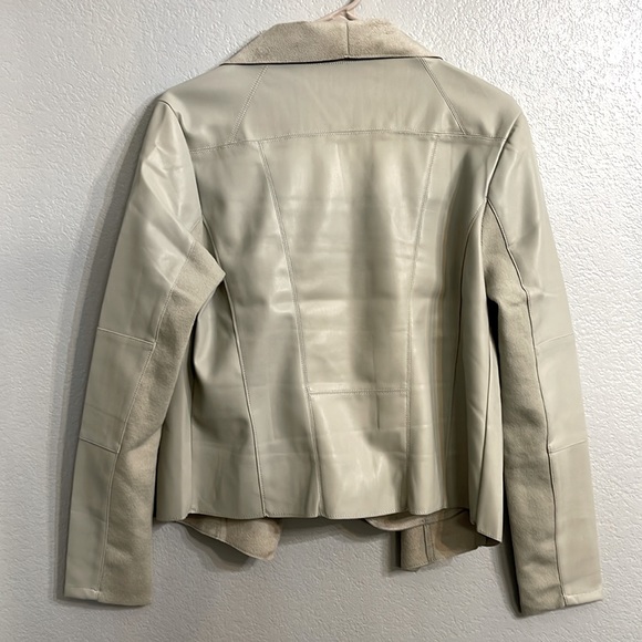 With the Girls by Avec Les Filles light gray bagatelle jacket - Picture 2 of 4